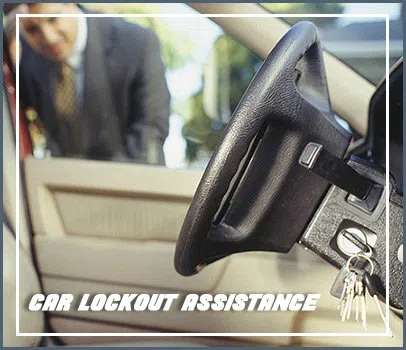 Lock Locksmith Tech Eastlake, OH 440-226-5074 - car-lockout