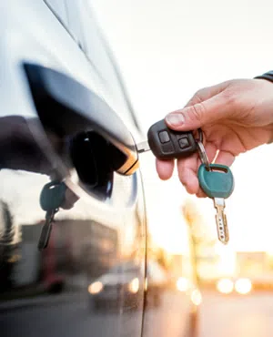 Lock Locksmith Tech Eastlake, OH 440-226-5074 - unlock-car